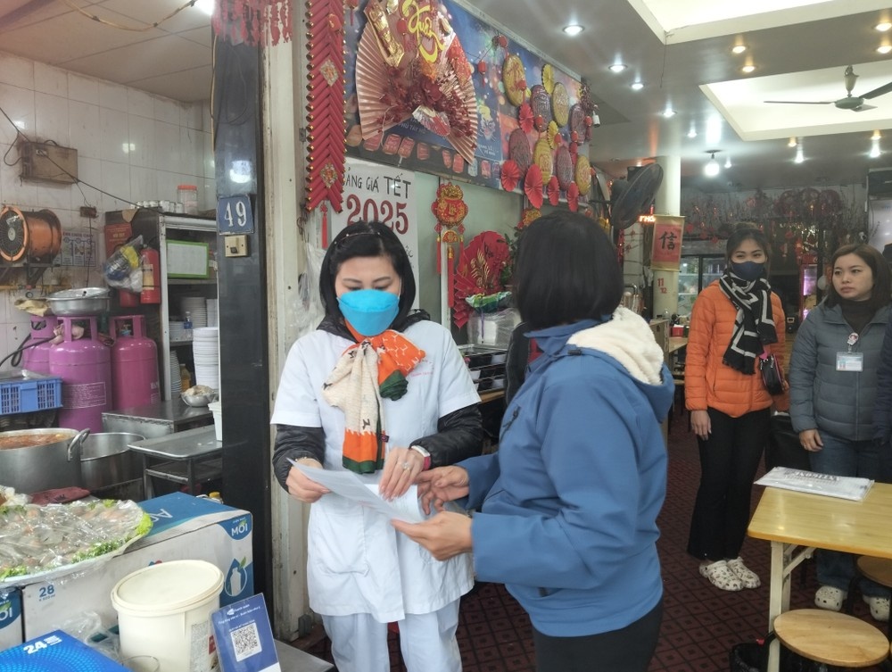 Phạt quán ăn Tây Hồ ảnh 1 Phat quan an Tay Ho anh 1