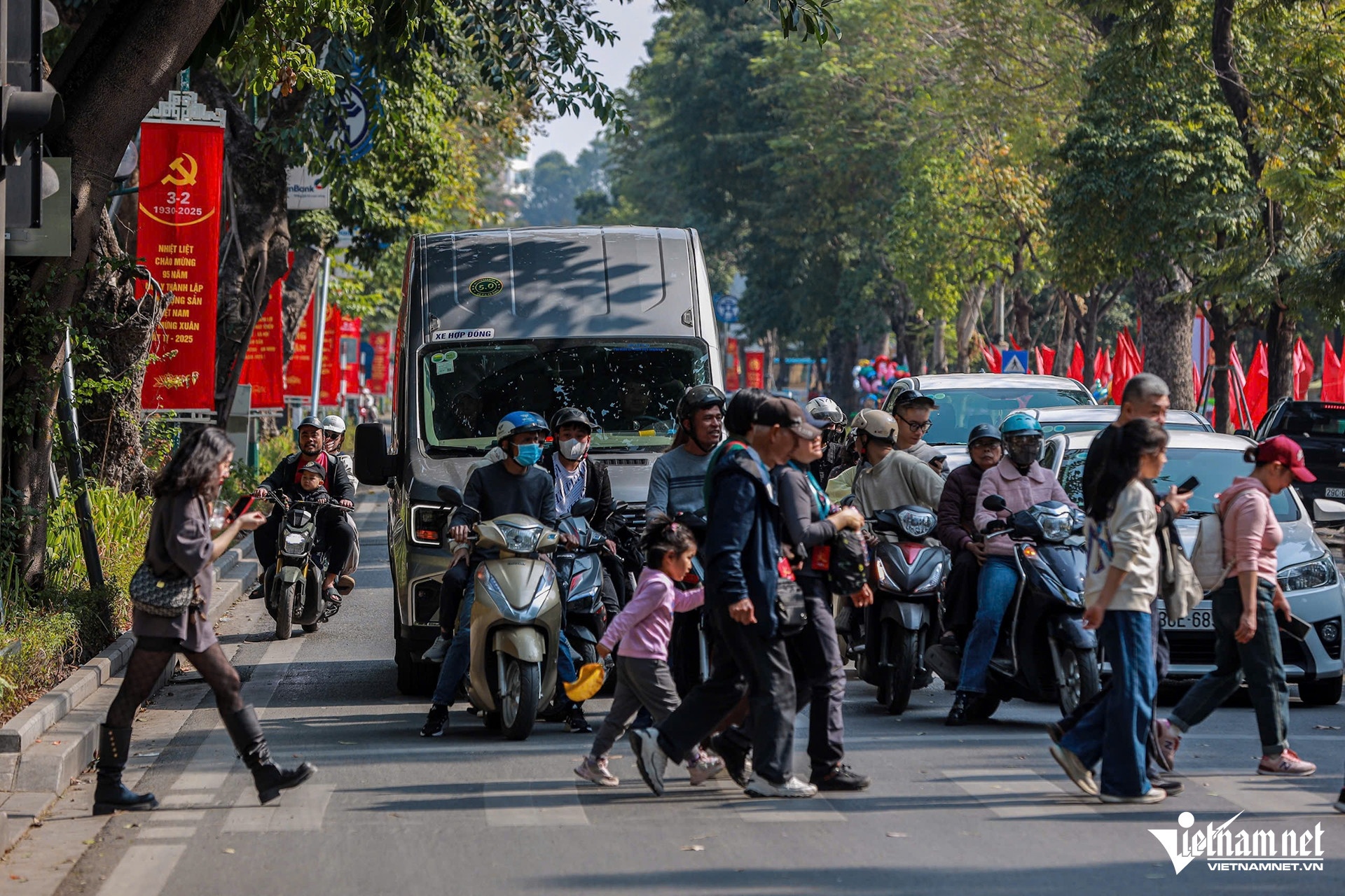 Tai nan mong 3 Tet anh 2