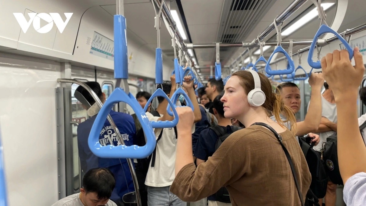 di metro don giao thua anh 1